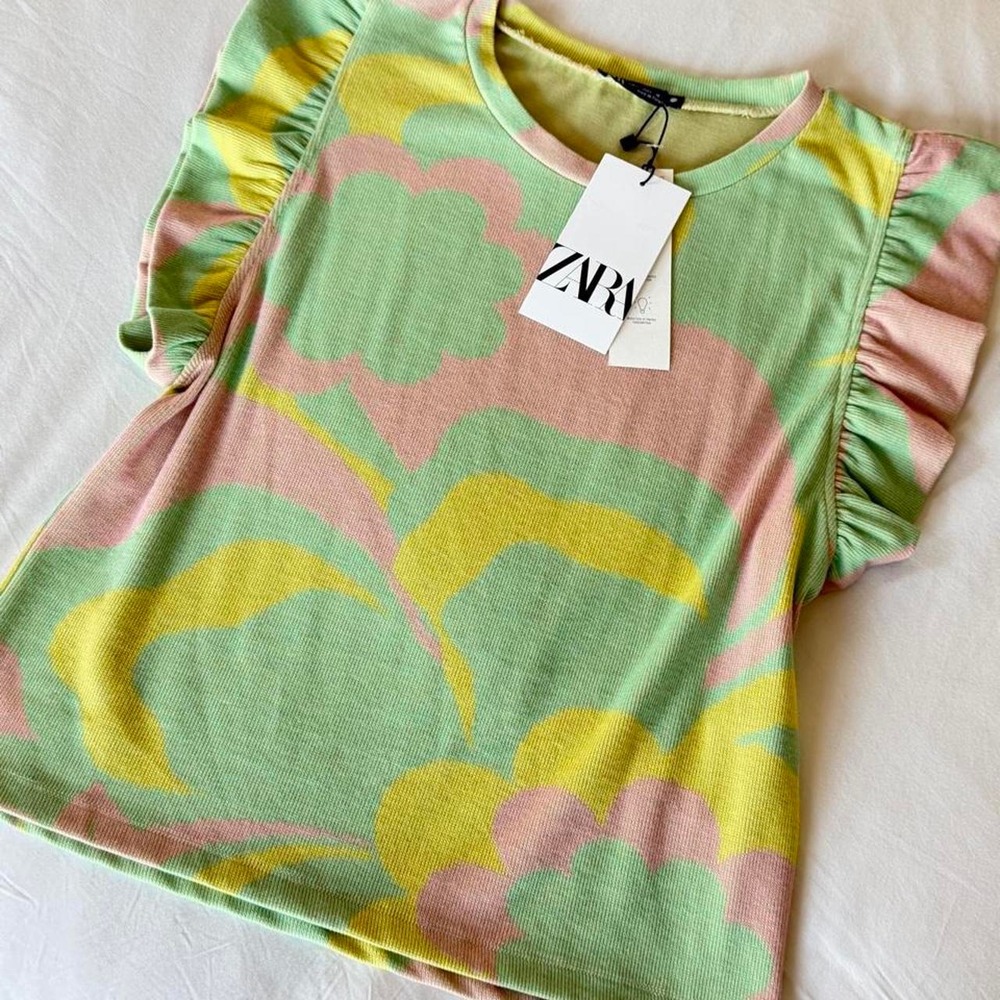 Zara Retro Groovy Floral Thick Knit Ruffle Flutter Sleeve Top Green Pink Yellow